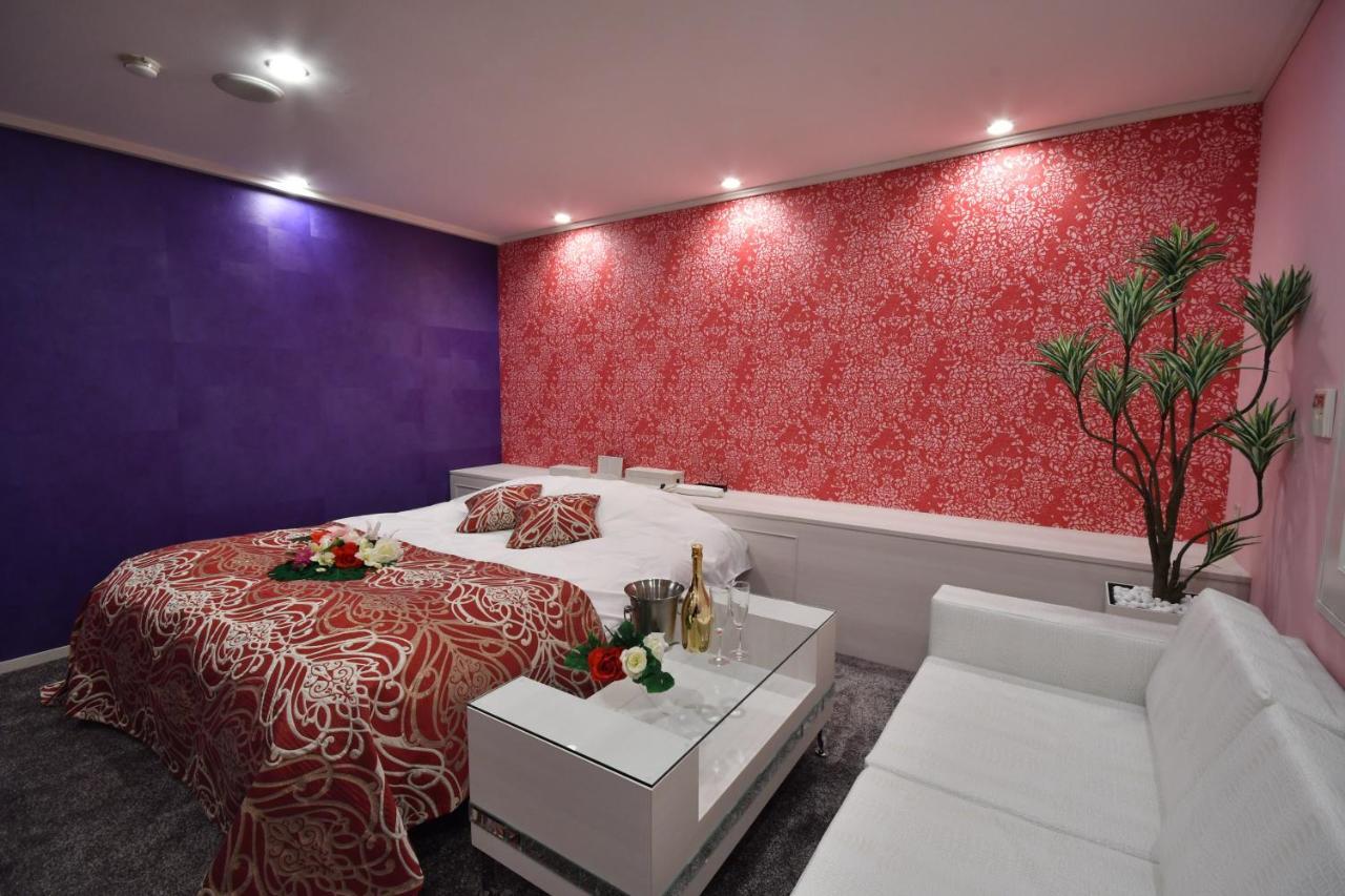Love hotel Ageha Cinq Boutique (adults Only) 2*