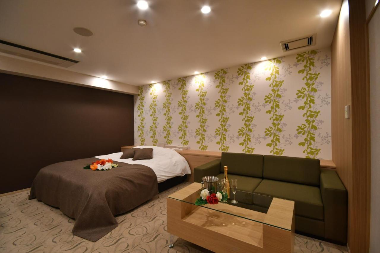 Ageha Cinq Boutique (adults Only) 2*