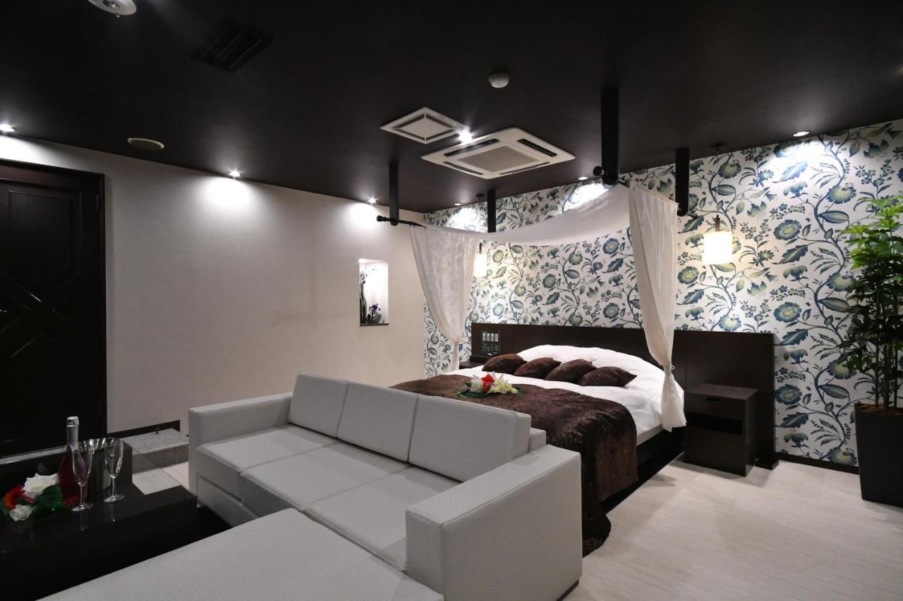 Ageha Cinq Boutique (adults Only) Love hotel